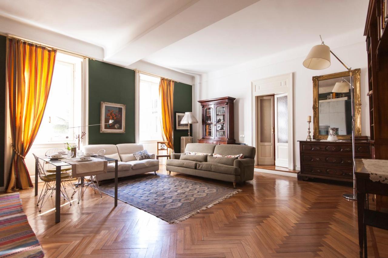 Sophisticated Apt Near Duomo Milão Exterior foto