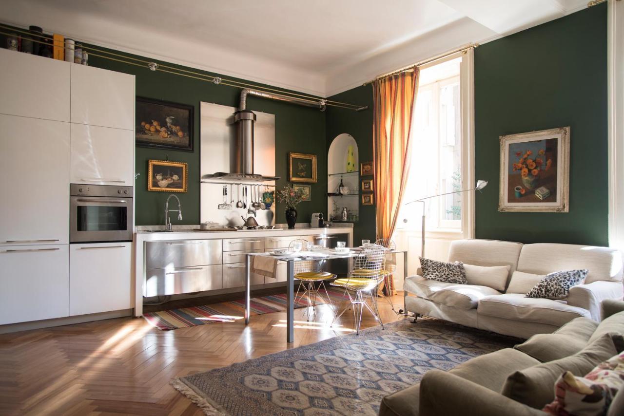 Sophisticated Apt Near Duomo Milão Exterior foto